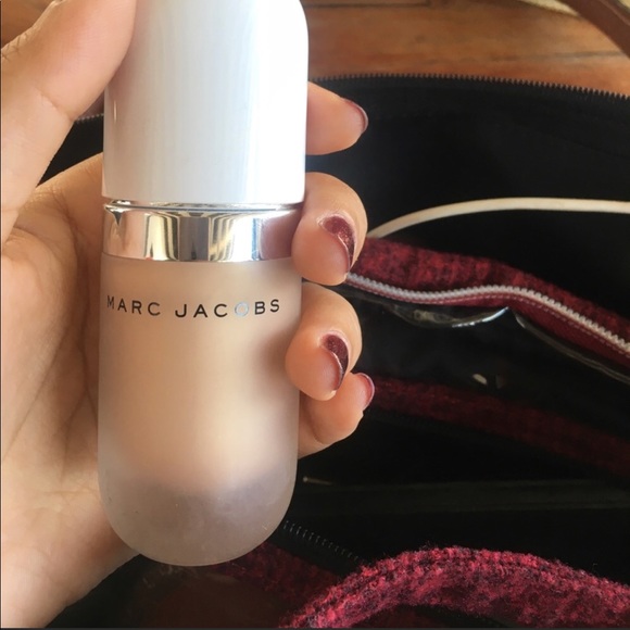 Marc Jacobs Other - Marc Jacobs Dew Drops coconut gel highlighter